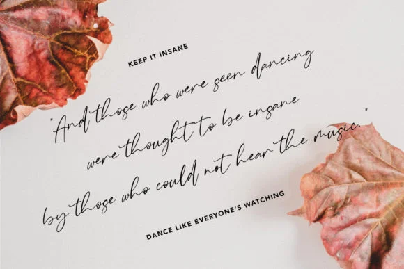 Raliscka Font by Maulana Creative — Script Handwritten Font — thumbnail 5